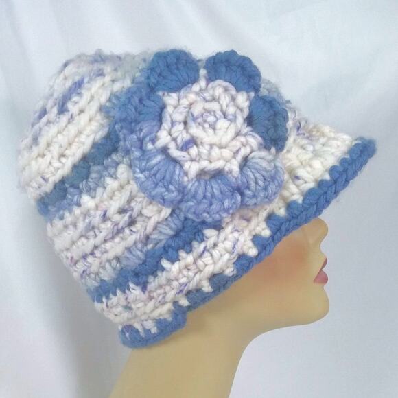 NEW Crochet Newsboy Flower Hat Hand Crafted Blue Cream Colors Brim Warm Beanie - Picture 1 of 10